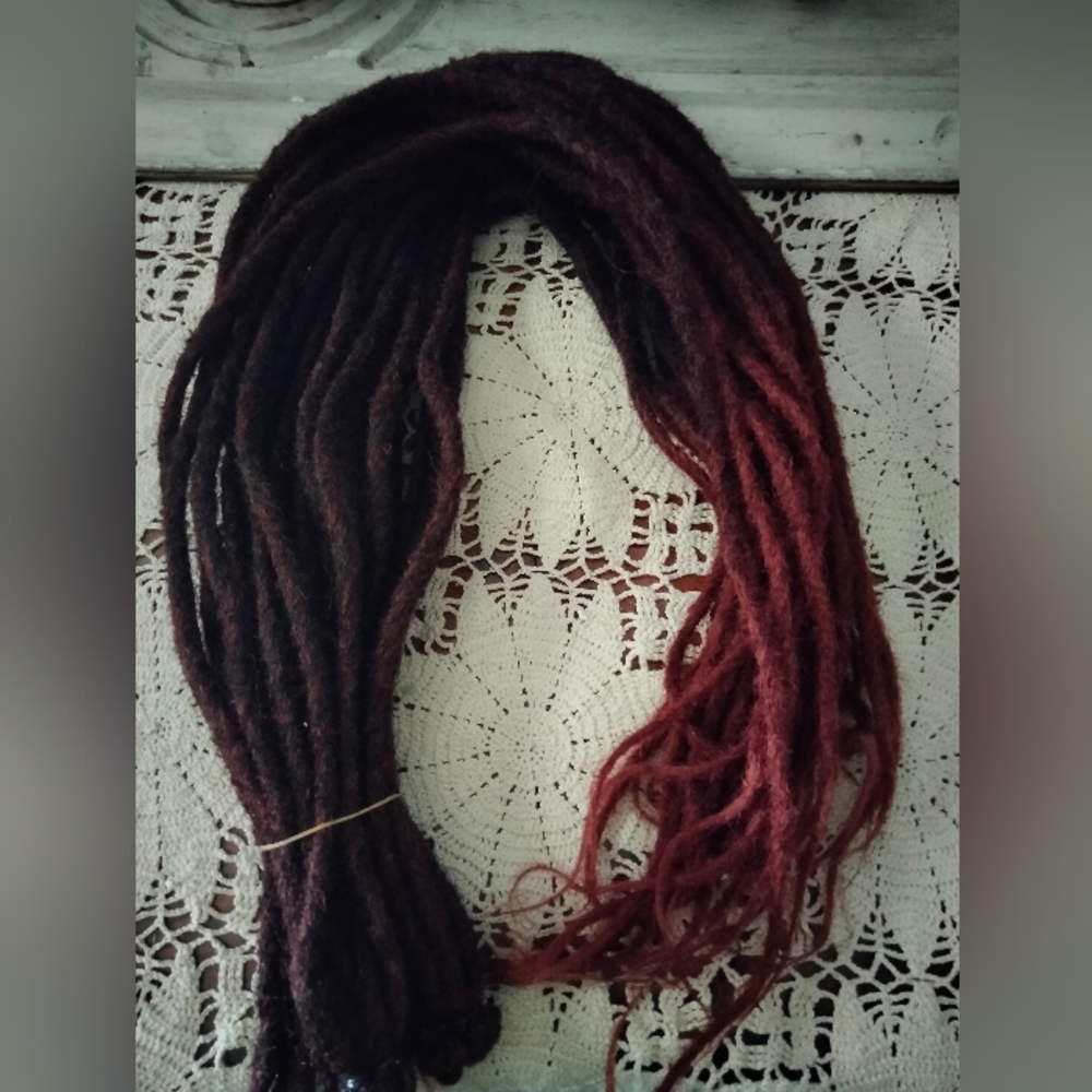 NEW Set of 30 SE Auburn synthetic dreadlocks 24"